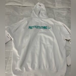 PrettyLittleThing sweatshirt